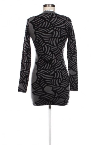 Рокля Diane Von Furstenberg, Размер M, Цвят Многоцветен, Цена 68,00 €