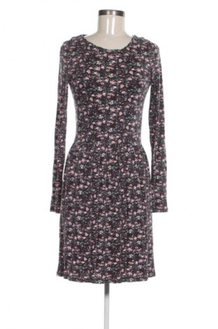 Рокля Esprit, Размер S, Цвят Многоцветен, Цена 13,80 €