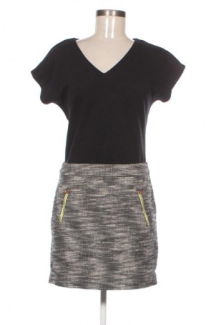 Рокля Esprit, Размер S, Цвят Многоцветен, Цена 5,62 €