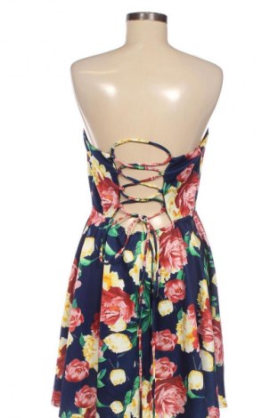 Рокля Fashion nova, Размер XL, Цвят Многоцветен, Цена 13,29 €