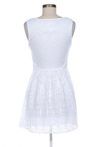 Рокля Fb Sister, Размер S, Цвят Бял, Цена 15,33 €