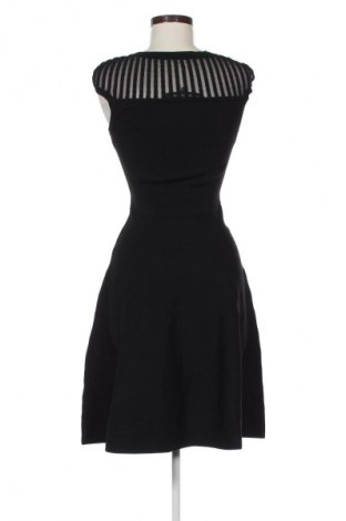 Рокля French Connection, Размер XS, Цвят Черен, Цена 26,07 €