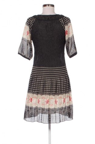 Рокля Geisha, Размер M, Цвят Многоцветен, Цена 25,05 €