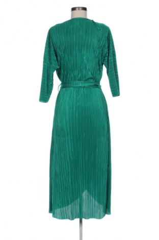 Рокля Gina Tricot, Размер M, Цвят Зелен, Цена 19,72 €