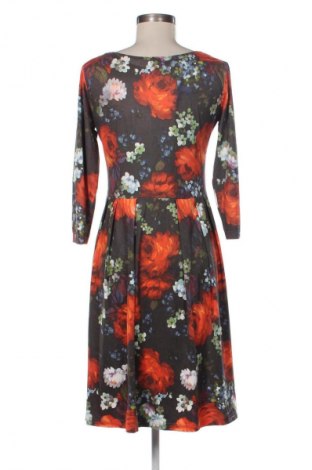 Šaty  Grey Wolf, Velikost M, Barva Vícebarevné, Cena  439,00 Kč