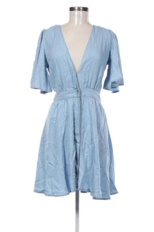 Φόρεμα Guess, Μέγεθος L, Χρώμα Μπλέ, Τιμή 40,99 €