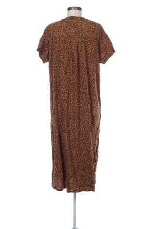 Рокля H&M, Размер M, Цвят Многоцветен, Цена 14,31 €