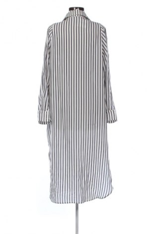 Рокля H&M, Размер S, Цвят Многоцветен, Цена 16,87 €