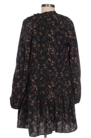 Рокля H&M, Размер XS, Цвят Многоцветен, Цена 20,45 €