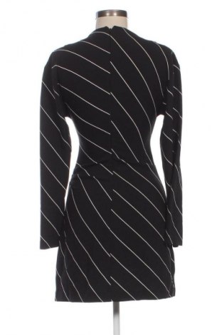 Рокля H&M, Размер XS, Цвят Многоцветен, Цена 14,31 €