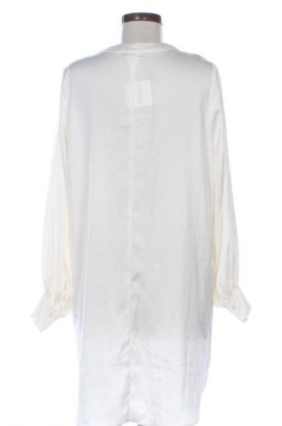 Рокля H&M, Размер S, Цвят Бял, Цена 7,66 €