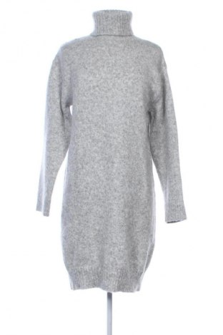 Rochie H&M, Mărime S, Culoare Gri, Preț 50,99 Lei