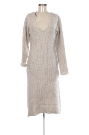 Рокля H&M, Размер M, Цвят Бежов, Цена 10,73 €