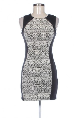 Рокля H&M Divided, Размер M, Цвят Многоцветен, Цена 16,53 €