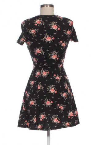 Рокля H&M Divided, Размер XXS, Цвят Многоцветен, Цена 9,20 €