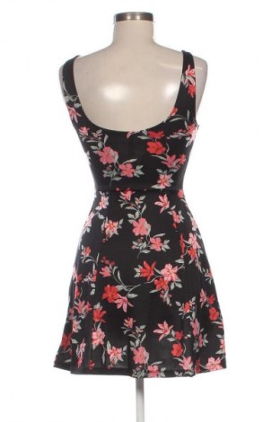 Рокля H&M Divided, Размер XS, Цвят Многоцветен, Цена 18,40 €