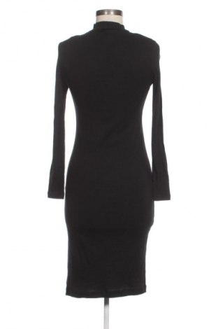 Рокля H&M Divided, Размер M, Цвят Черен, Цена 30,21 €