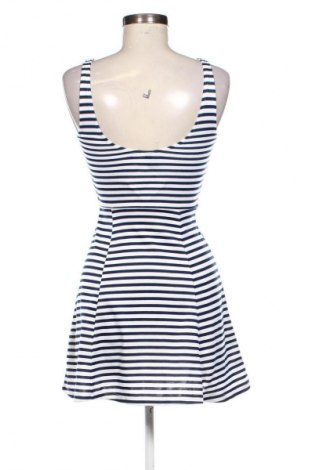 Рокля H&M Divided, Размер XS, Цвят Многоцветен, Цена 18,40 €