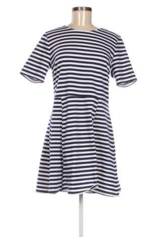 Рокля H&M Divided, Размер XL, Цвят Многоцветен, Цена 11,75 €