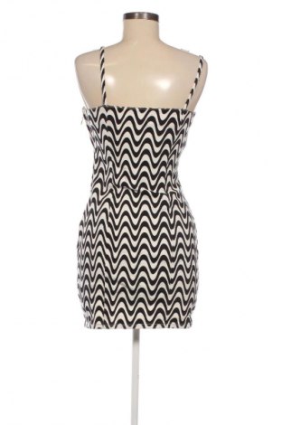 Рокля H&M Divided, Размер S, Цвят Многоцветен, Цена 14,31 €