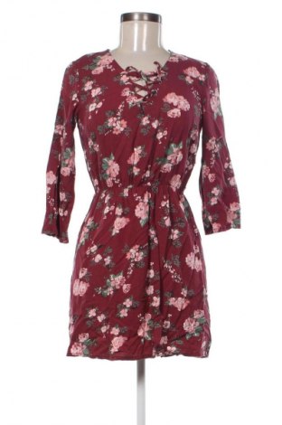 Рокля H&M Divided, Размер S, Цвят Многоцветен, Цена 13,08 €