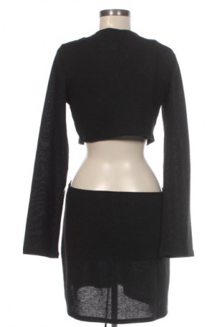 Šaty  H&M Divided, Velikost L, Barva Černá, Cena  189,00 Kč