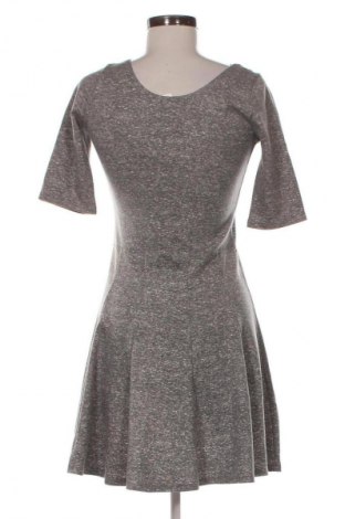 Рокля Hollister, Размер M, Цвят Многоцветен, Цена 16,80 €