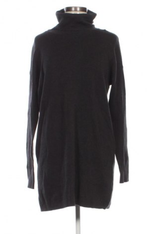 Рокля In Wear, Размер XS, Цвят Сив, Цена 63,91 €