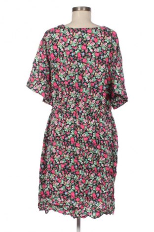 Φόρεμα Kiabi Maman, Μέγεθος XXL, Χρώμα Πολύχρωμο, Τιμή 16,99 €