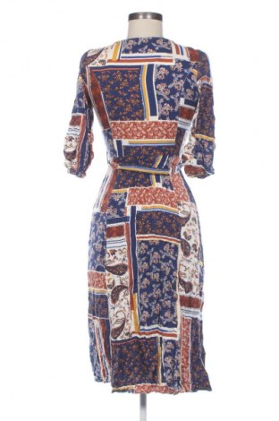 Рокля LCW, Размер XS, Цвят Многоцветен, Цена 20,45 €