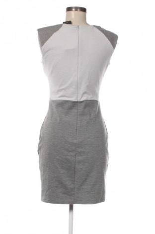 Рокля Little Mistress, Размер M, Цвят Сив, Цена 8,18 €