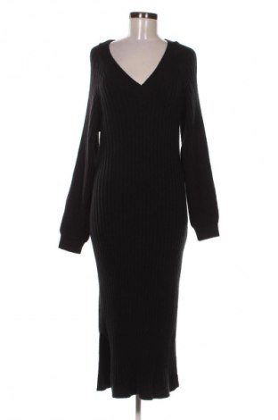 Sukienka Manguun, Rozmiar L, Kolor Czarny, Cena 77,99 zł