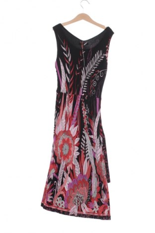 Ruha Marella, Méret M, Szín Sokszínű, Ár 54 847 Ft