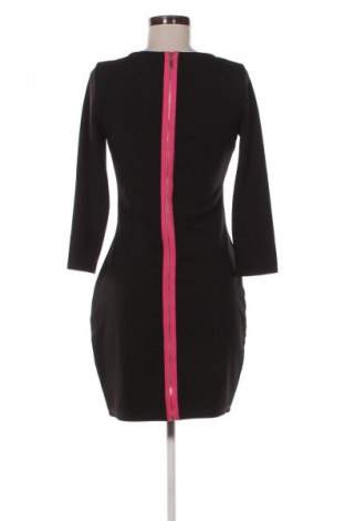 Ruha Mohito, Méret M, Szín Fekete, Ár 3 979 Ft