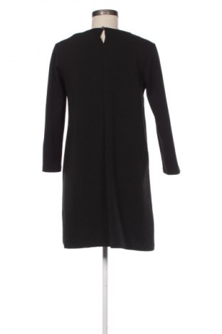 Šaty  Mohito, Velikost M, Barva Černá, Cena  439,00 Kč