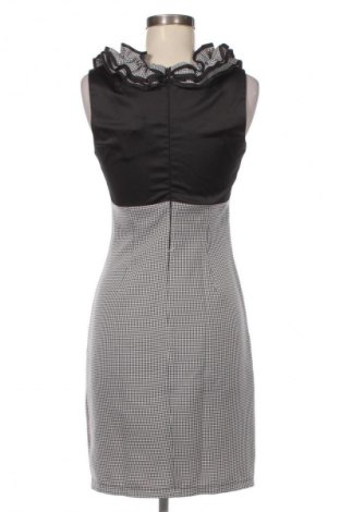 Рокля Mona, Размер M, Цвят Многоцветен, Цена 14,31 €