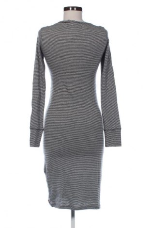 Kleid Moscow, Größe XS, Farbe Mehrfarbig, Preis 20,99 €