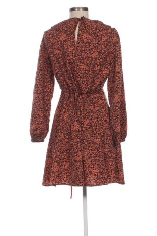 Рокля New Look, Размер L, Цвят Многоцветен, Цена 18,58 €