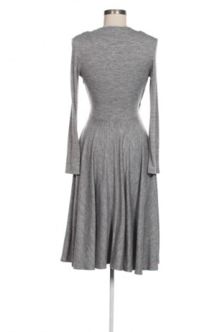 Рокля Nissa, Размер XS, Цвят Сив, Цена 44,19 €
