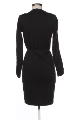 Рокля ONLY, Размер M, Цвят Черен, Цена 8,18 €