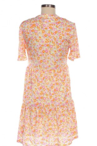 Рокля ONLY, Размер XS, Цвят Многоцветен, Цена 6,64 €