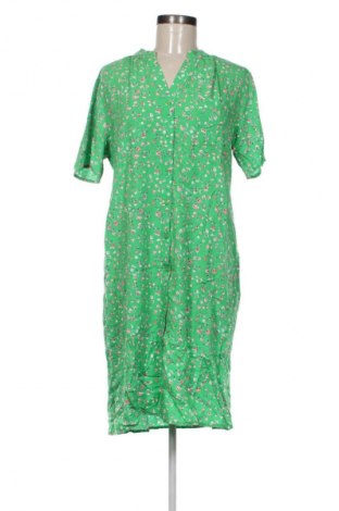 Рокля Object, Размер M, Цвят Многоцветен, Цена 41,92 €