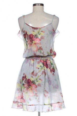 Kleid One, Größe M, Farbe Mehrfarbig, Preis € 15,99