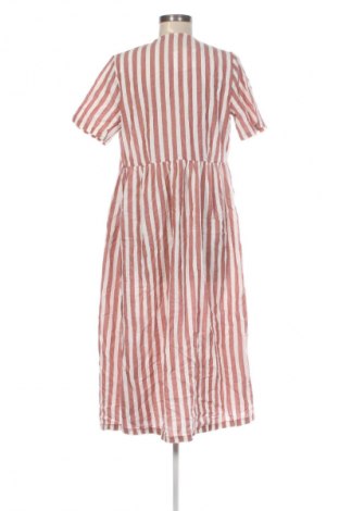 Рокля Pieces, Размер M, Цвят Многоцветен, Цена 9,71 €