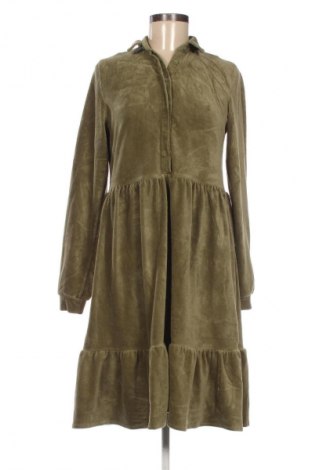 Рокля Pieces, Размер M, Цвят Зелен, Цена 9,20 €