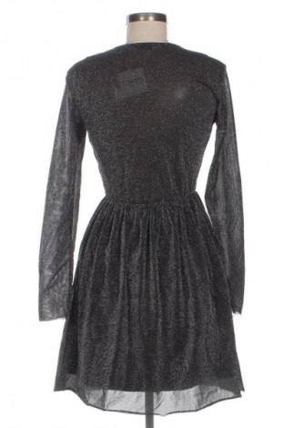 Šaty  Pieces, Velikost M, Barva Stříbrná, Cena  199,00 Kč