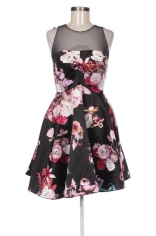 Рокля Pinko, Размер M, Цвят Многоцветен, Цена 173,83 €