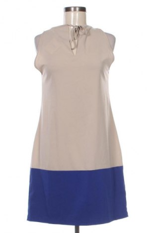 Рокля Pinko, Размер M, Цвят Многоцветен, Цена 27,60 €