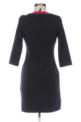 Šaty  Pole & Pole, Velikost S, Barva Vícebarevné, Cena  289,00 Kč