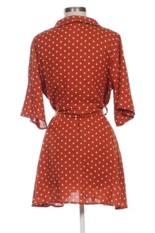 Рокля Pretty Little Thing, Размер M, Цвят Многоцветен, Цена 19,97 €